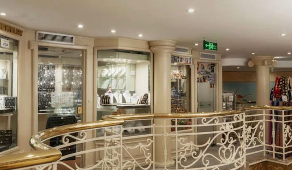 WhatsApp Image 2025-10-23 at 10.32.24 PM (1)