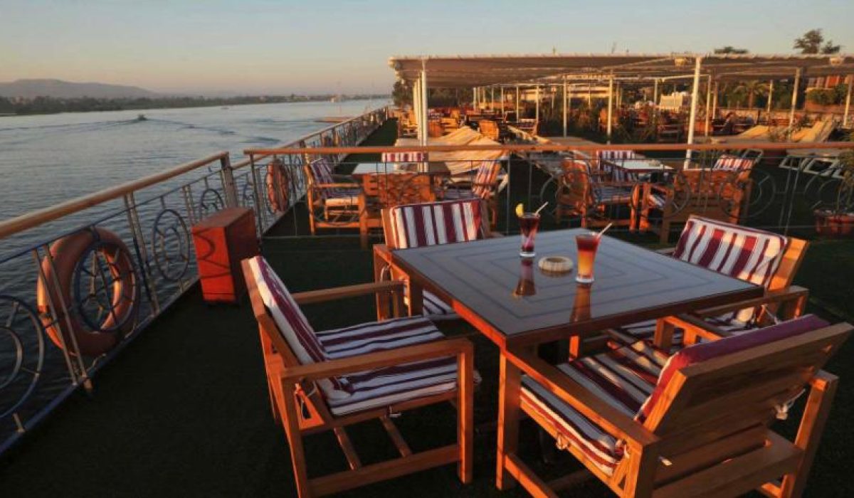 WhatsApp Image 2025-10-23 at 9.11.58 PM (2)