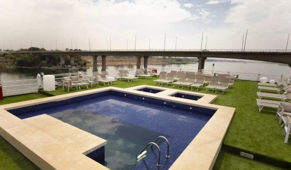 WhatsApp Image 2025-10-23 at 9.45.37 PM (1)