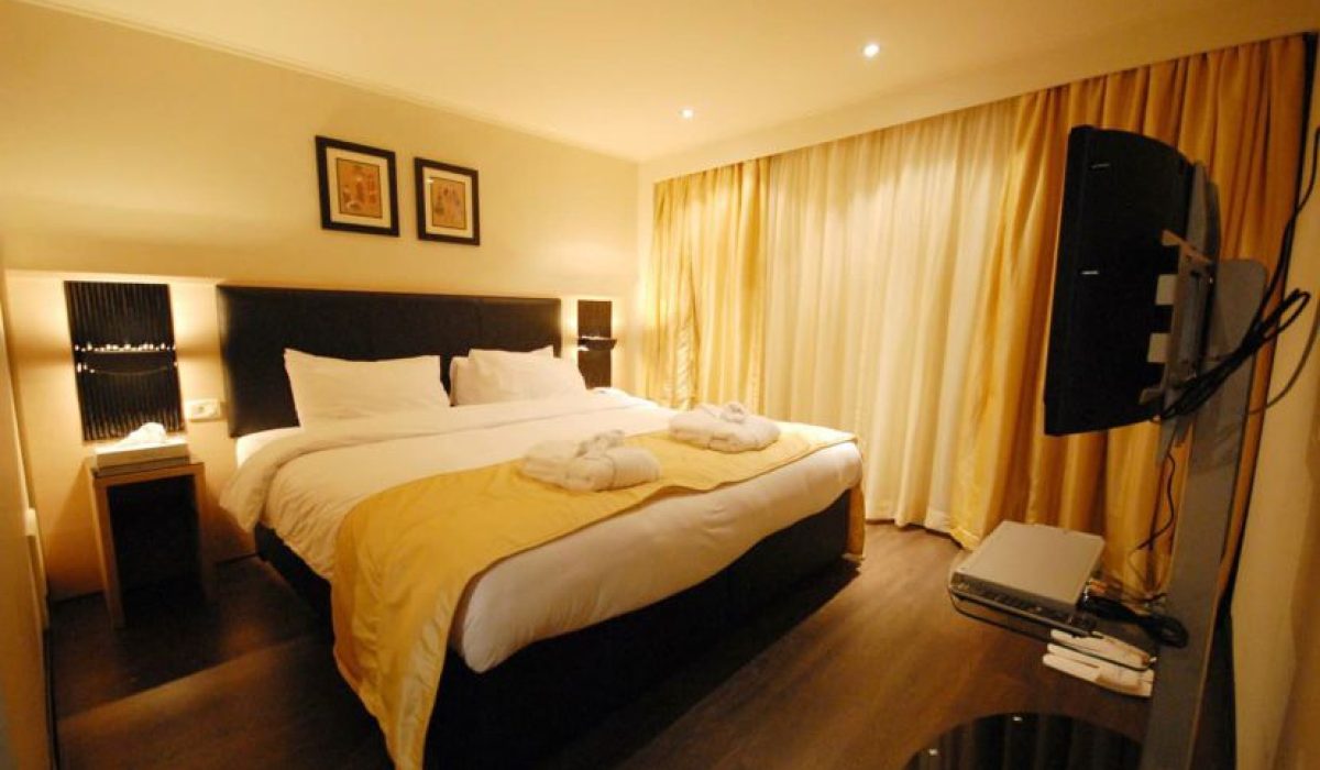 WhatsApp Image 2025-10-24 at 11.02.06 PM (1)