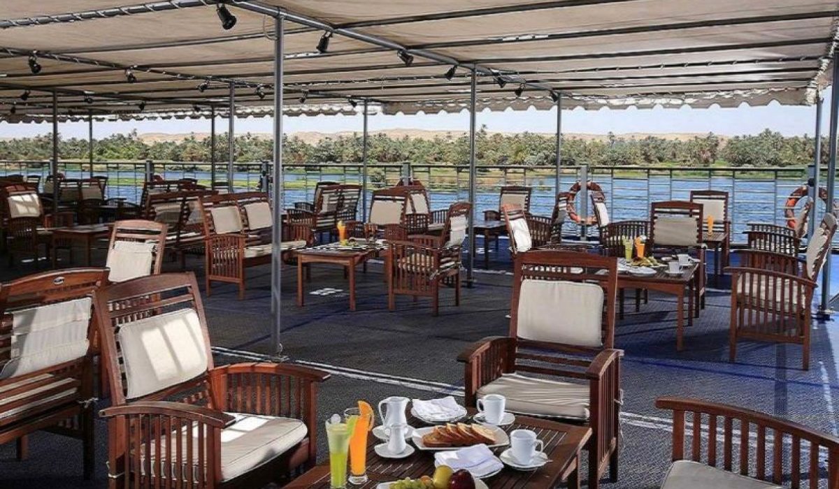 WhatsApp Image 2025-10-24 at 11.02.07 PM (1)