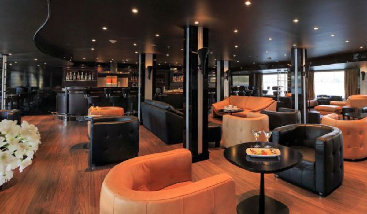 WhatsApp Image 2025-10-24 at 11.02.07 PM (2)