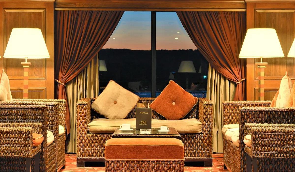 WhatsApp Image 2025-10-24 at 11.09.14 PM (1)