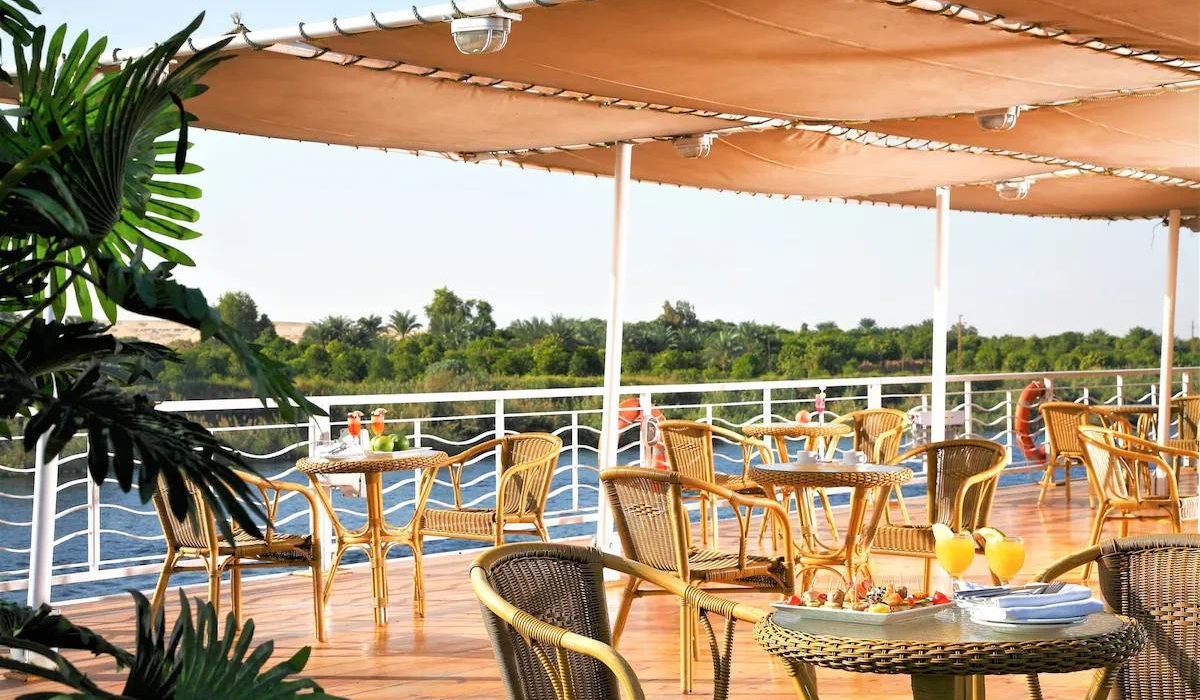 WhatsApp Image 2025-10-24 at 11.09.14 PM