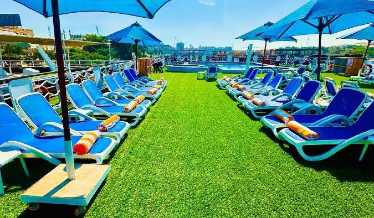 WhatsApp Image 2025-10-24 at 11.18.28 PM (2)