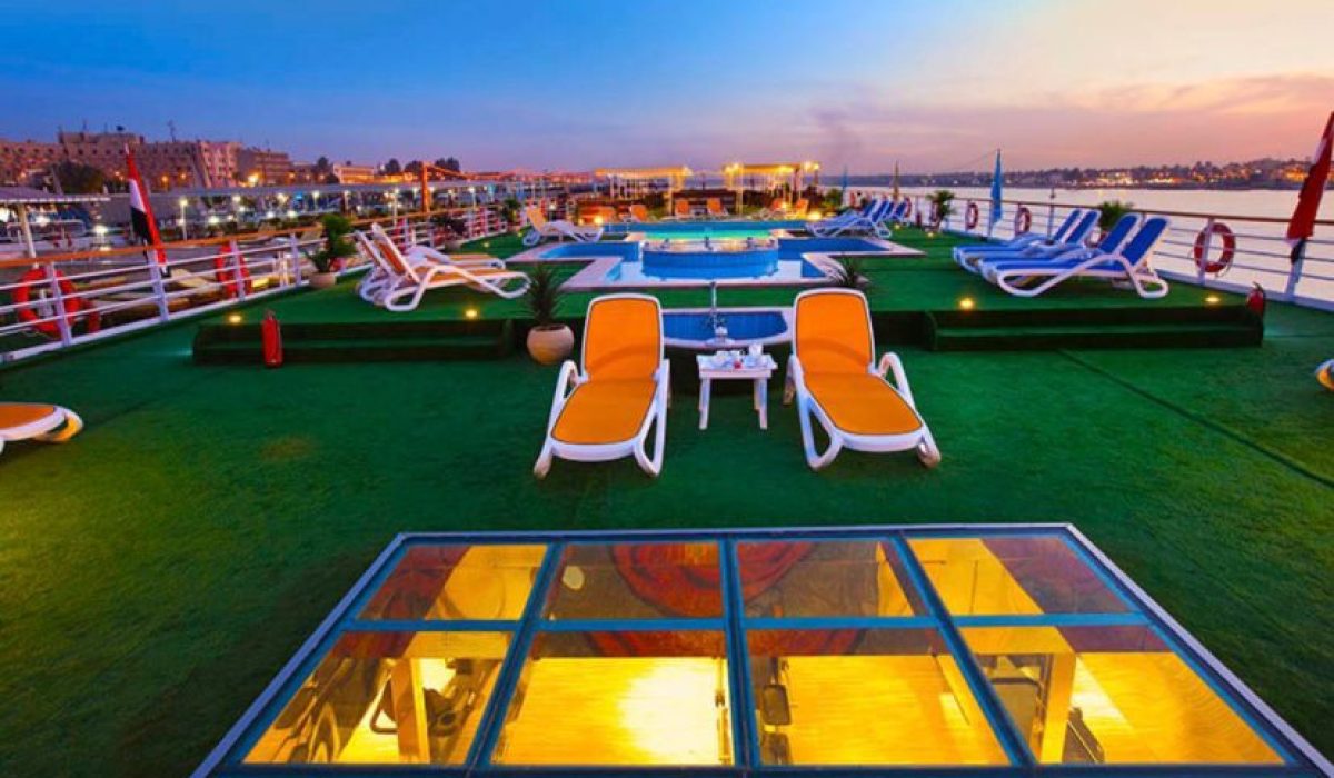 WhatsApp Image 2025-10-24 at 5.53.18 PM (2)