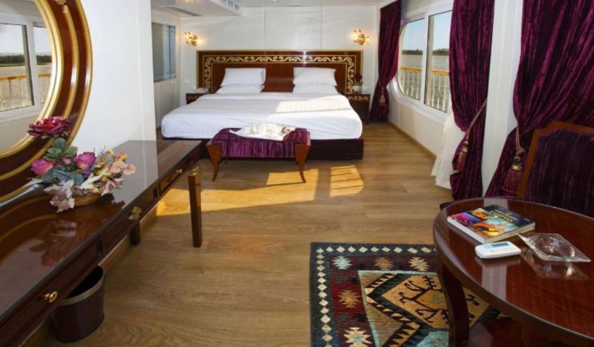 WhatsApp Image 2025-10-24 at 5.53.21 PM (2)