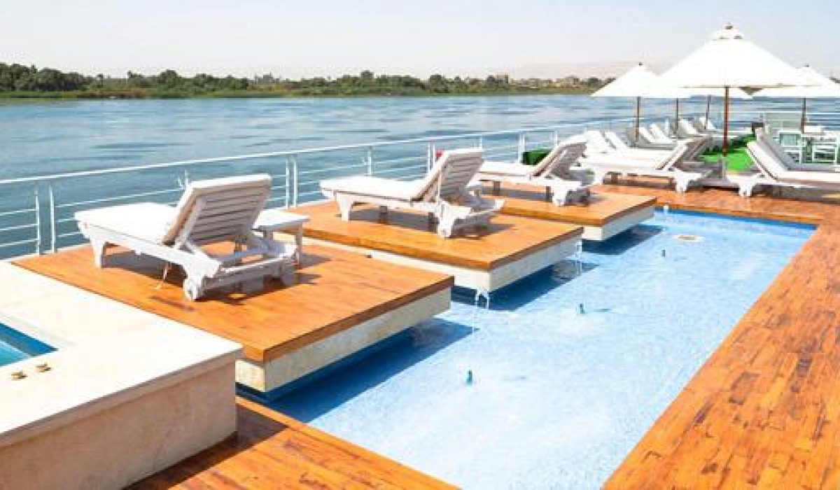 WhatsApp Image 2025-10-24 at 6.13.52 PM (1)