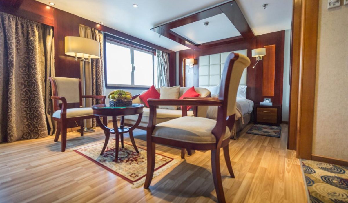 WhatsApp Image 2025-10-24 at 6.25.14 PM (3)