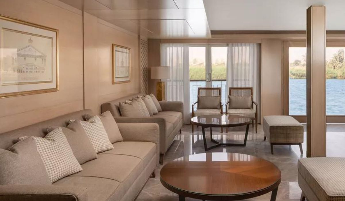 WhatsApp Image 2025-10-25 at 11.07.36 PM (1)