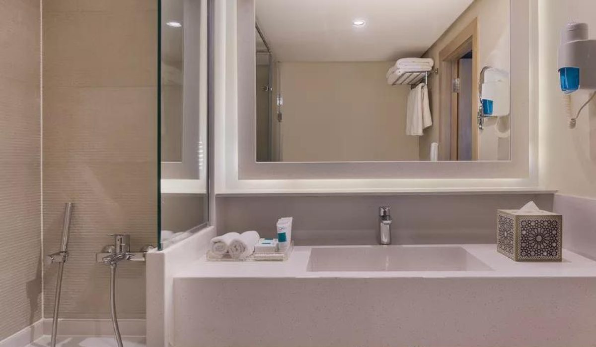 WhatsApp Image 2025-10-25 at 11.07.39 PM (2)