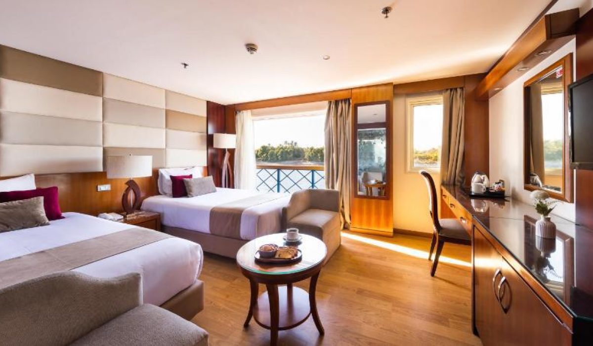 WhatsApp Image 2025-10-25 at 2.55.17 AM (2)