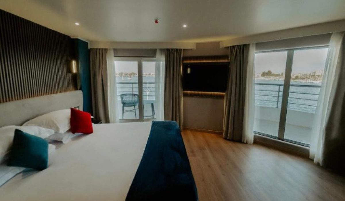 WhatsApp Image 2025-10-25 at 3.39.01 AM