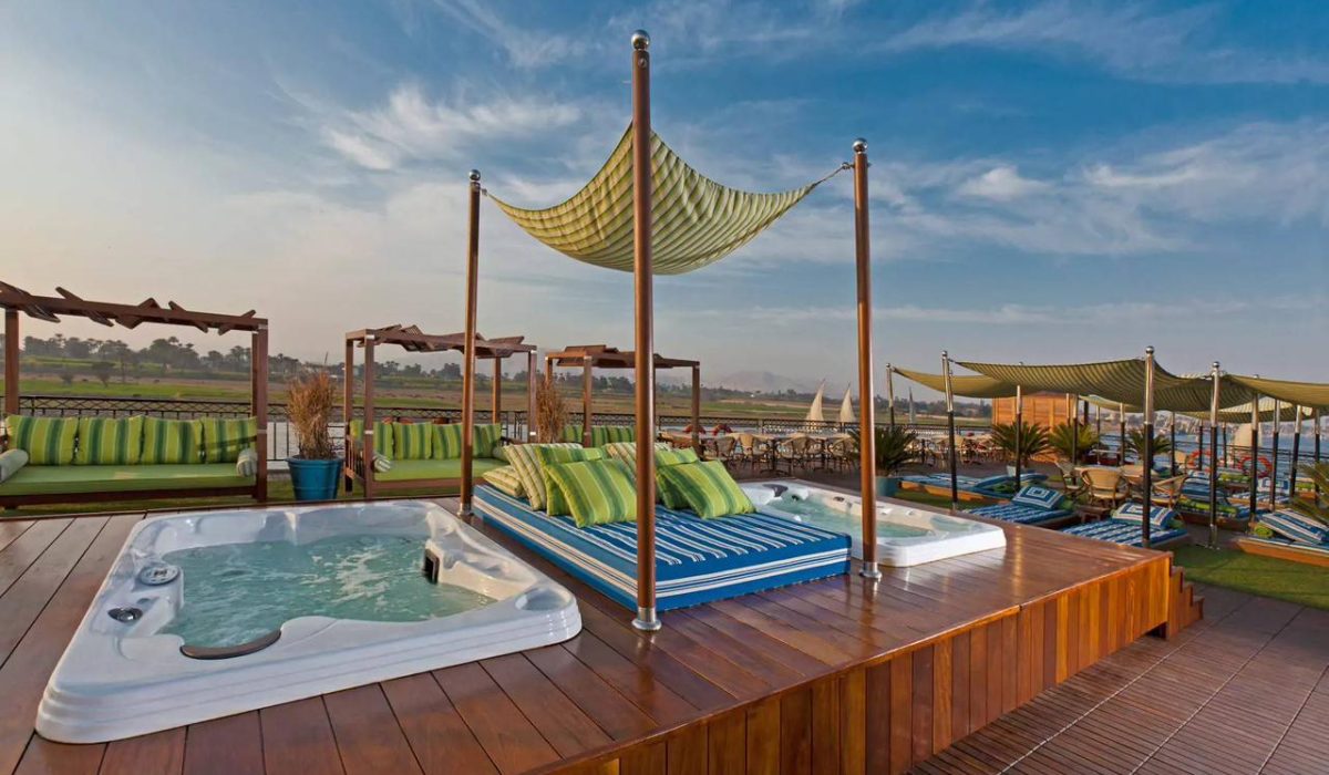 WhatsApp Image 2025-10-25 at 6.18.28 PM (2)