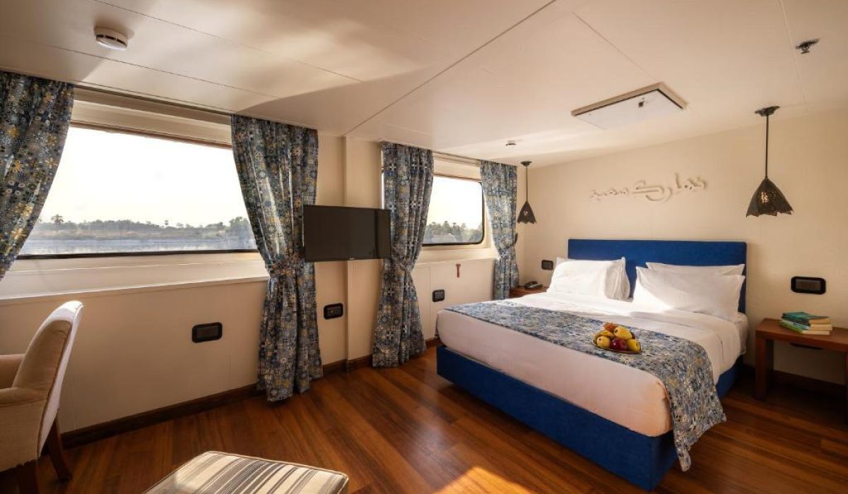 WhatsApp Image 2025-10-25 at 7.15.32 PM (2)