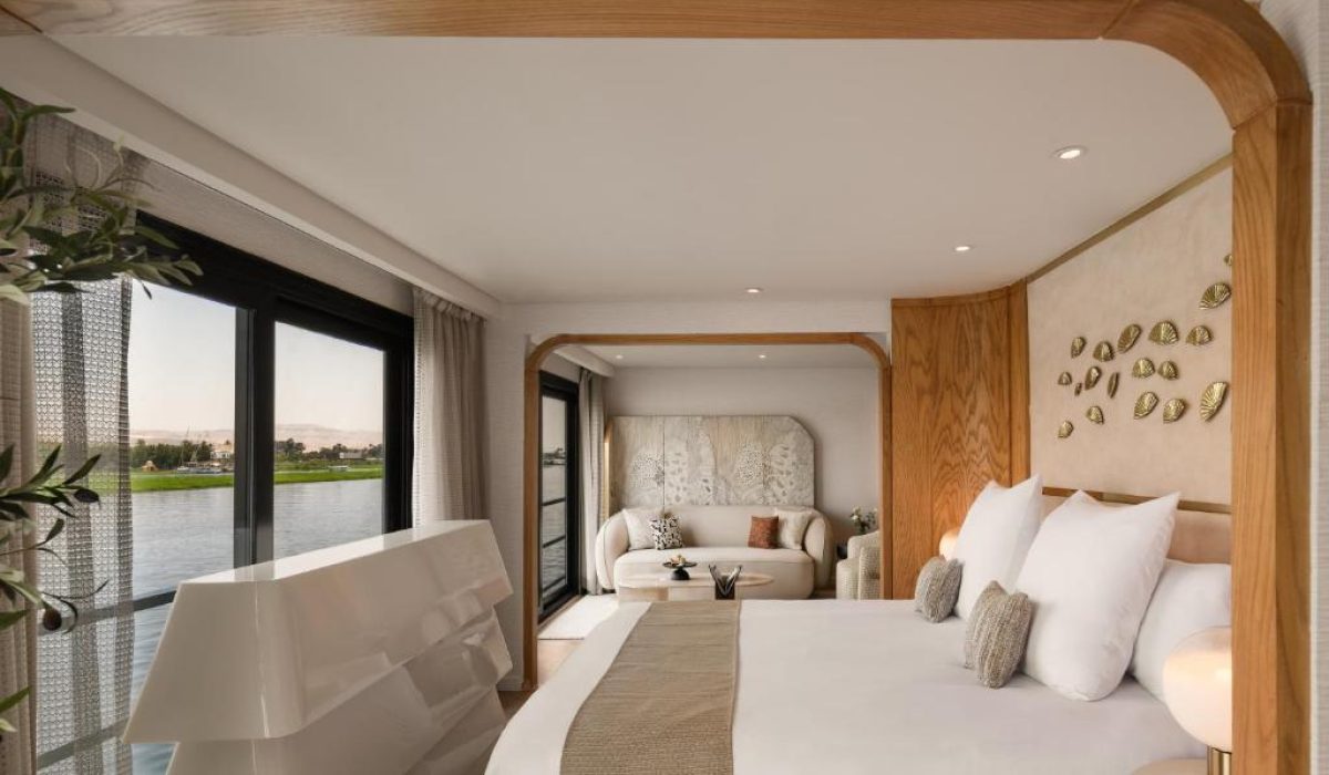 WhatsApp Image 2025-10-25 at 7.29.28 PM (1)