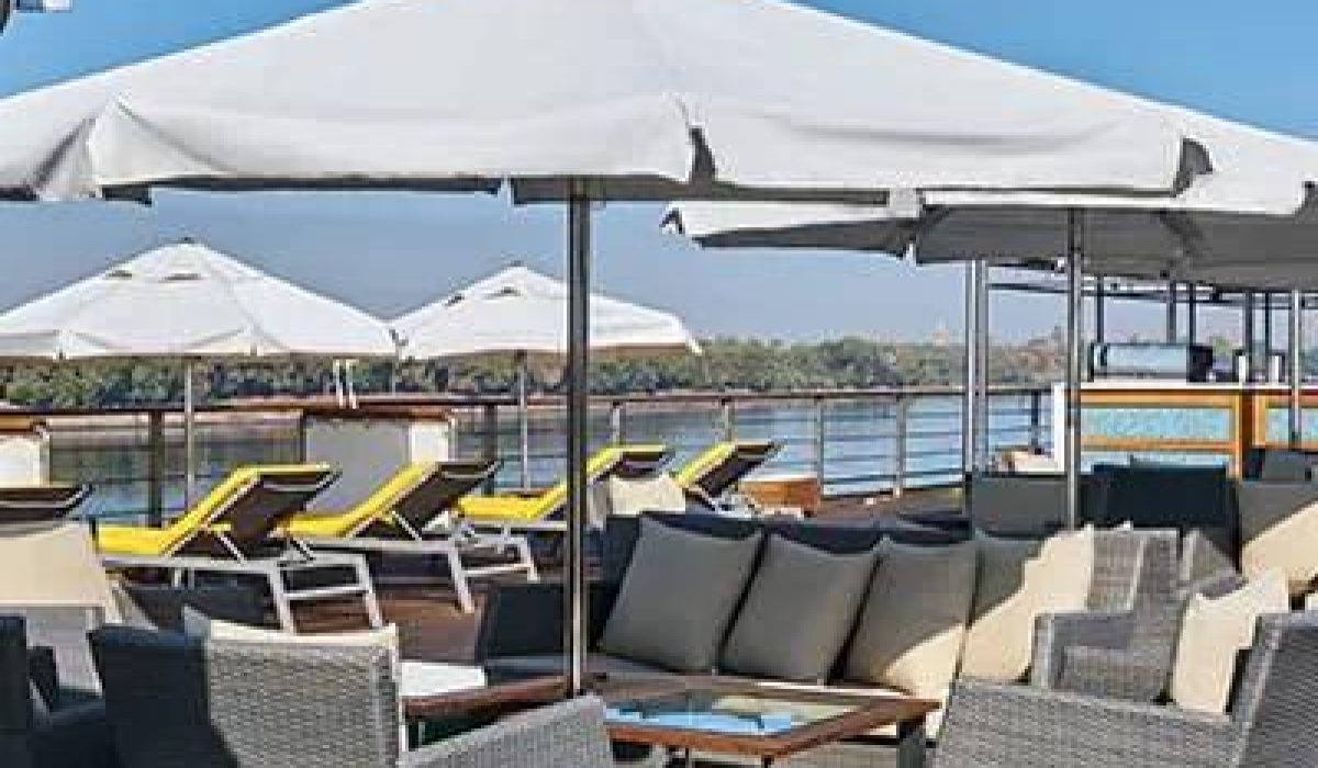 WhatsApp Image 2025-10-25 at 7.40.25 PM (1)