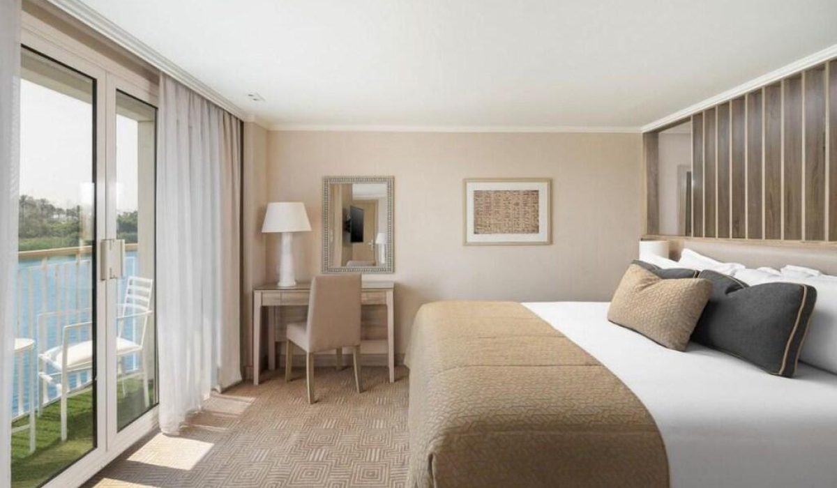 WhatsApp Image 2025-10-25 at 8.10.13 PM (1)