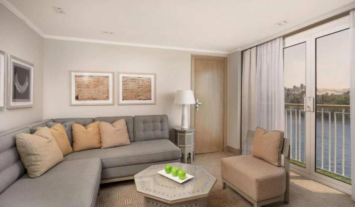 WhatsApp Image 2025-10-25 at 8.10.14 PM (2)