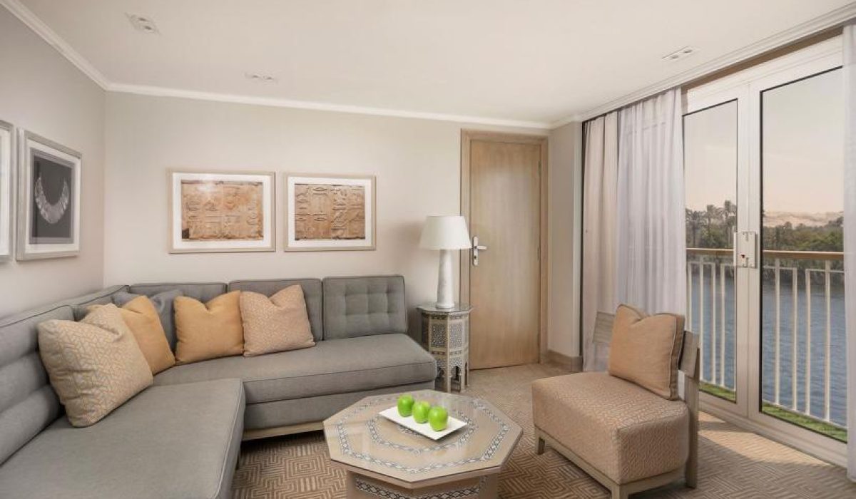 WhatsApp Image 2025-10-25 at 8.10.15 PM (1)