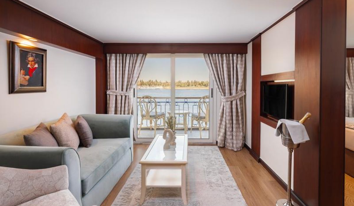 WhatsApp Image 2025-10-26 at 2.07.54 AM