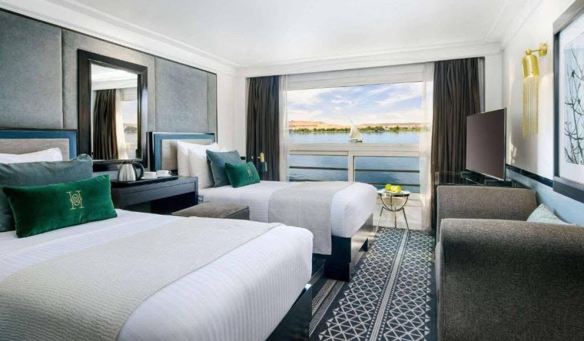 WhatsApp Image 2025-10-26 at 2.38.39 AM (1)